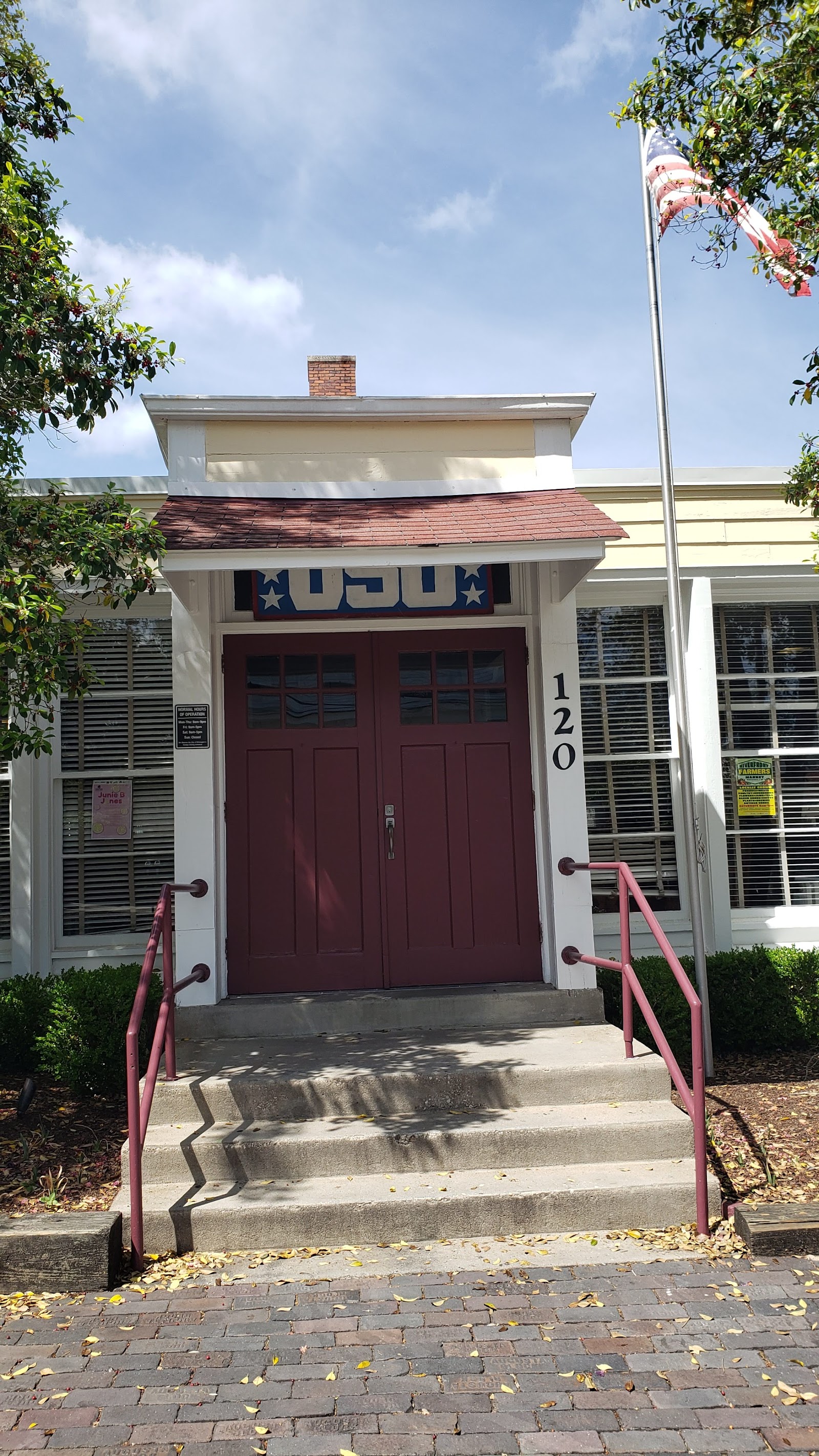 Hannah Block Historic USO/Community Arts Center