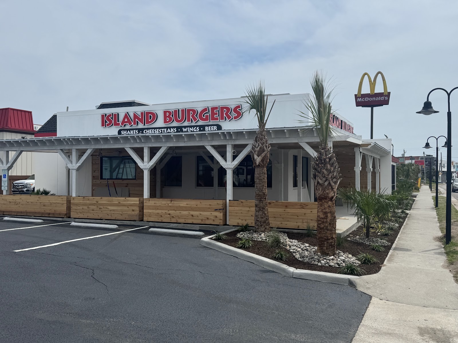 Island Burgers & Bites