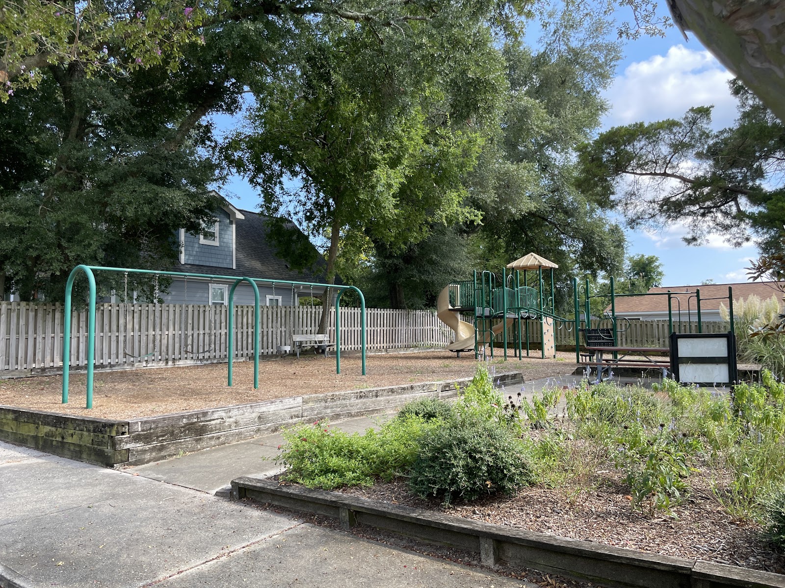Marstella Park