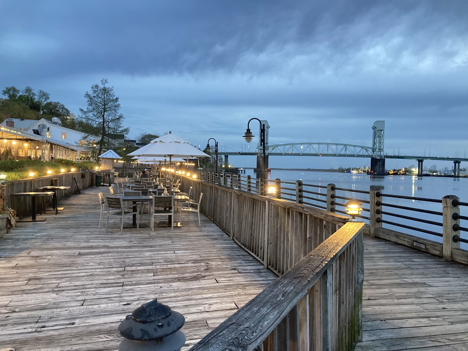 Wilmington Riverwalk / Riverfront Park